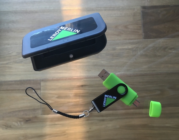 USB key